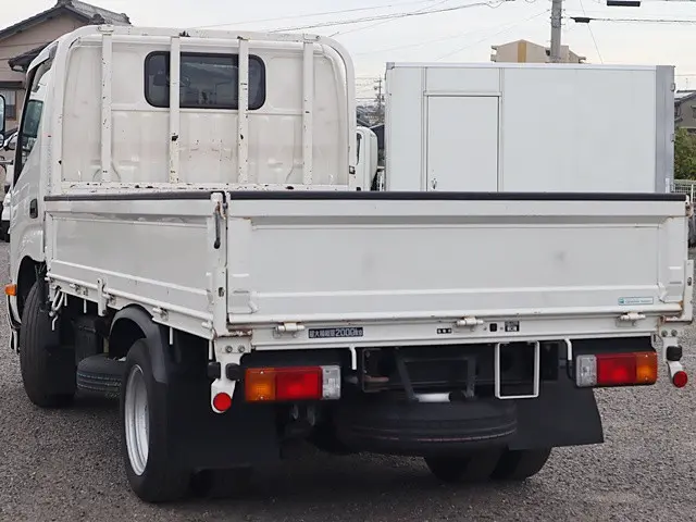 トヨタ ダイナ 2RG-XZC605(2WD)の写真3