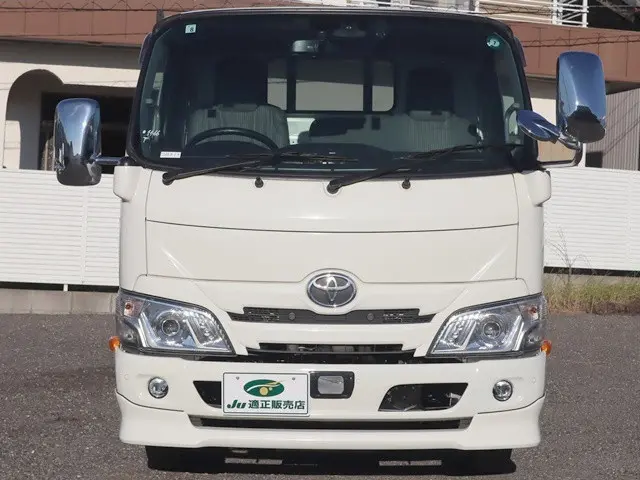 トヨタ ダイナ 2RG-XZC605(2WD)の写真3