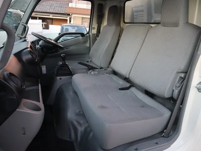 日野 デュトロ TKG-XZU710M(2WD)の写真37