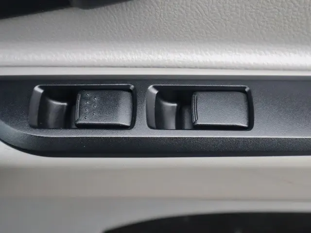 日産 アトラス TRG-FEB5W(2WD)の写真37