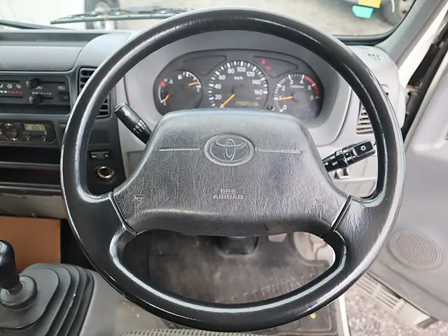 トヨタ ダイナ QDF-KDY221(2WD)の写真4