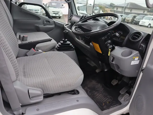 トヨタ ダイナ ABF-TRY220(2WD)の写真31