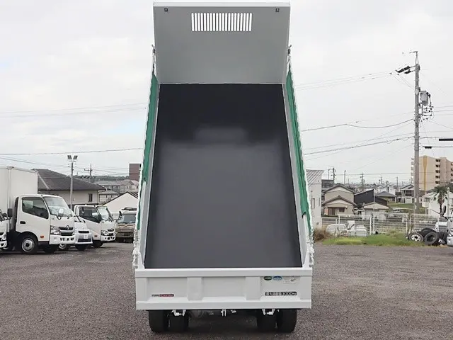 三菱 キャンター TPG-FBA60(2WD)の写真14