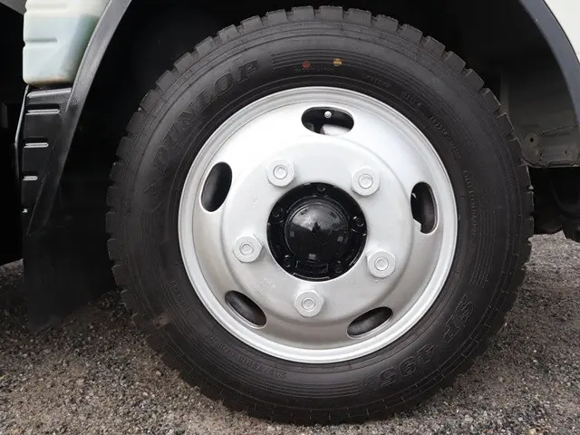 三菱 キャンター TPG-FBA60(2WD)の写真22