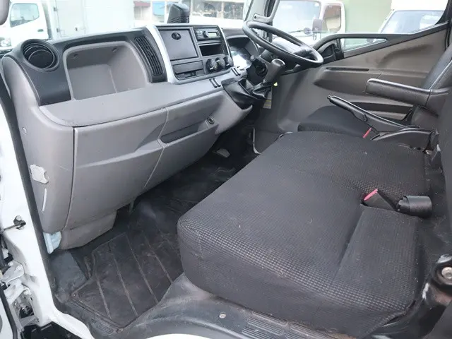 三菱 キャンター 2RG-FBA20の写真33