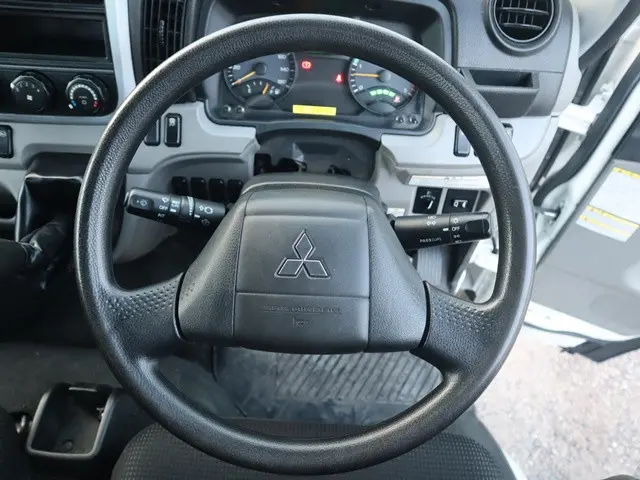 三菱 キャンター 2RG-FBA20の写真35