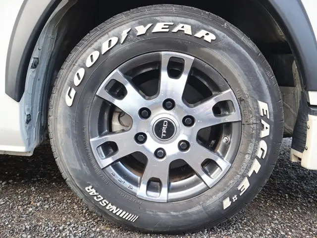 トヨタ ハイエース 3BA-TRH214W(2WD)の写真25