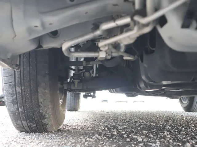 トヨタ ハイエース 3BA-TRH214W(2WD)の写真26