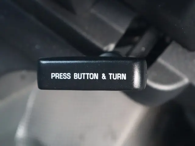 トヨタ ハイエース 3BA-TRH214W(2WD)の写真43