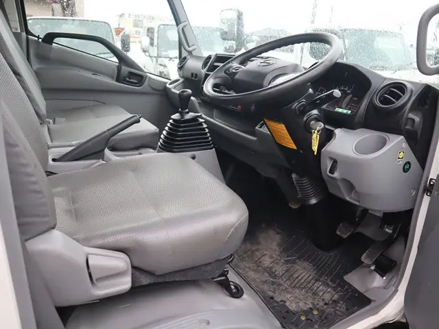日野 デュトロ 2RG-XZU710M(2WD)の写真29