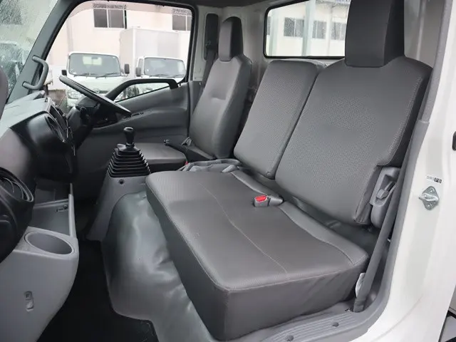 日野 デュトロ 2RG-XZU710M(2WD)の写真32