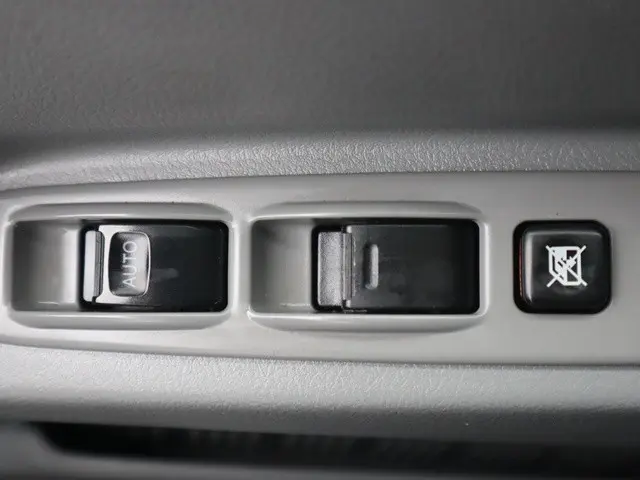 日野 デュトロ 2RG-XZU710M(2WD)の写真37