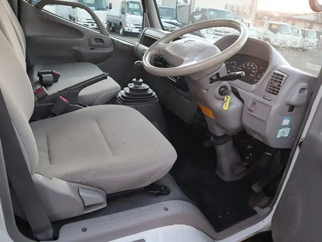 トヨタ トヨエース ABF-TRY230(2WD)の写真29
