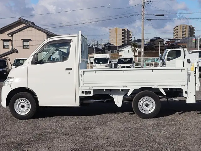 トヨタ タウンエーストラック ABF-S402U改(2WD)の写真9