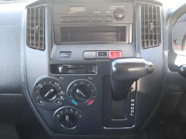 トヨタ タウンエーストラック ABF-S402U改(2WD)の写真38
