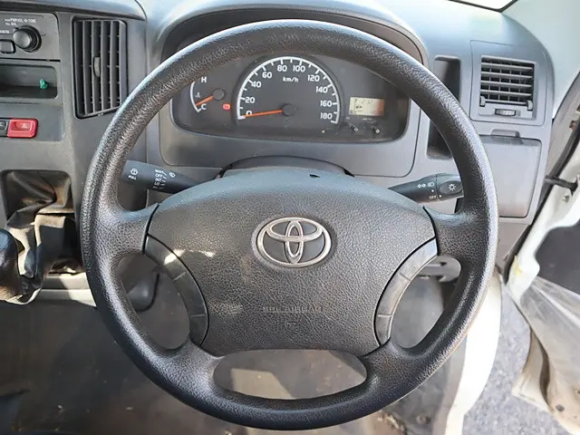 トヨタ タウンエーストラック DBF-S402U(2WD)の写真4