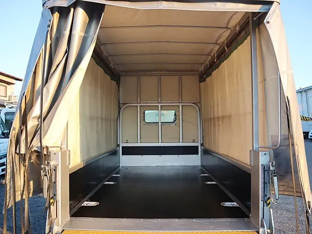 トヨタ ダイナ LDF-KDY231(2WD)の写真13