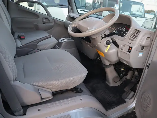 トヨタ ダイナ LDF-KDY231(2WD)の写真33