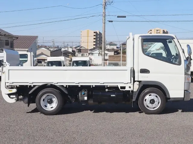三菱 キャンター 2TG-FBA00(2WD)の写真8