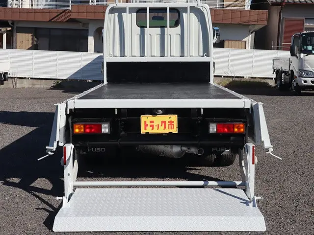 三菱 キャンター 2TG-FBA00(2WD)の写真12