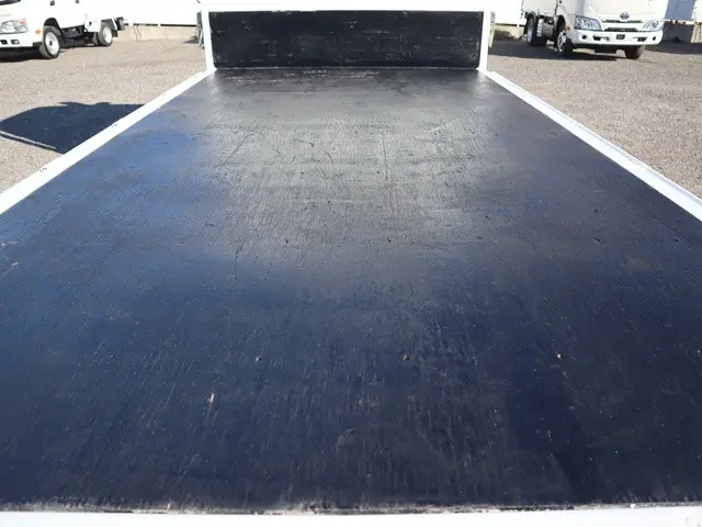 三菱 キャンター 2TG-FBA00(2WD)の写真13