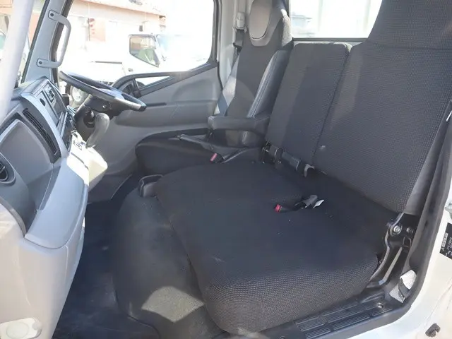 三菱 キャンター 2TG-FBA00(2WD)の写真34