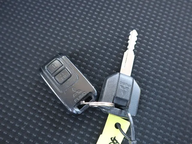 三菱 キャンター 2TG-FBA00(2WD)の写真40