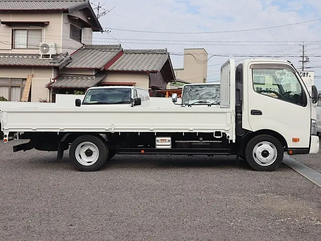 日野 デュトロ 2RG-XZU710M(2WD)の写真8