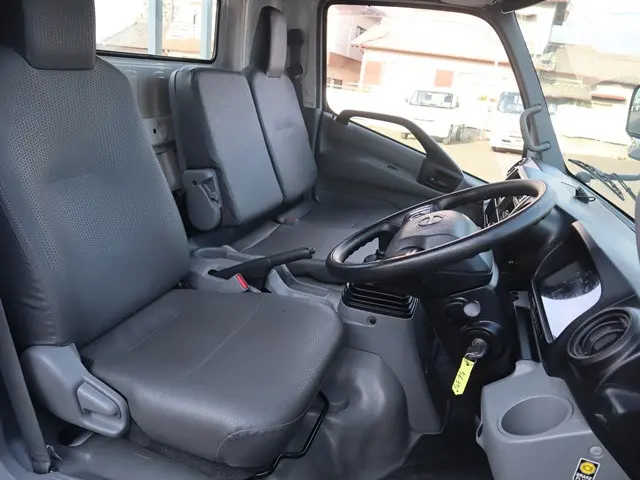 日野 デュトロ 2RG-XZU710M(2WD)の写真30