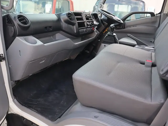 日野 デュトロ 2RG-XZU710M(2WD)の写真31