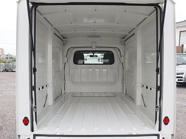 ダイハツ ハイゼットトラック EBD-S500P(2WD)の写真13