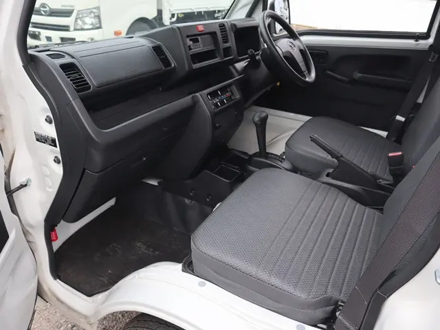ダイハツ ハイゼットトラック EBD-S500P(2WD)の写真35