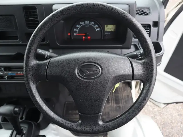 ダイハツ ハイゼットトラック EBD-S500P(2WD)の写真37