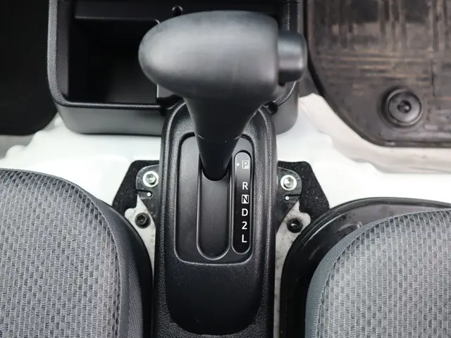 ダイハツ ハイゼットトラック EBD-S500P(2WD)の写真38