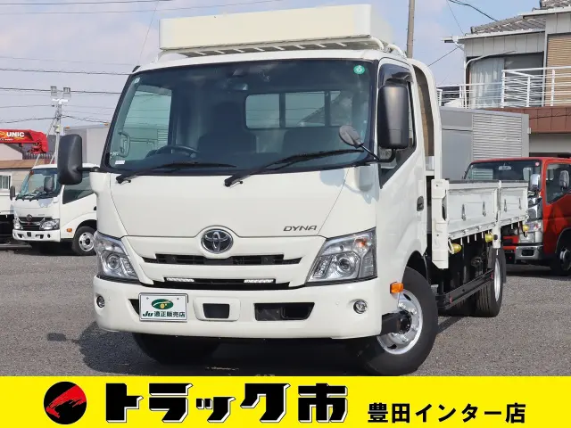 トヨタ ダイナ 2PG-XZU722(2WD)の写真1