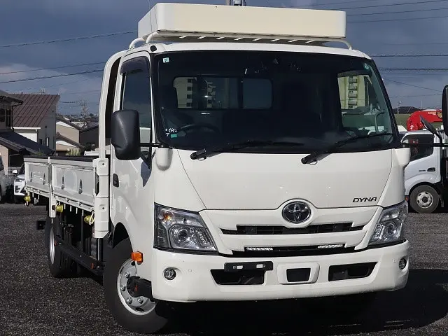 トヨタ ダイナ 2PG-XZU722(2WD)の写真2