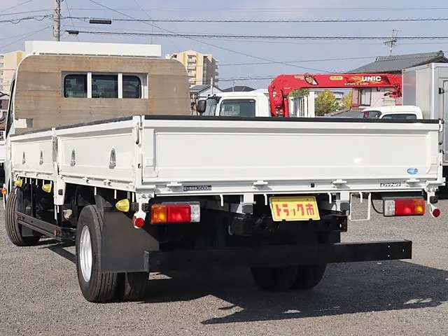 トヨタ ダイナ 2PG-XZU722(2WD)の写真7