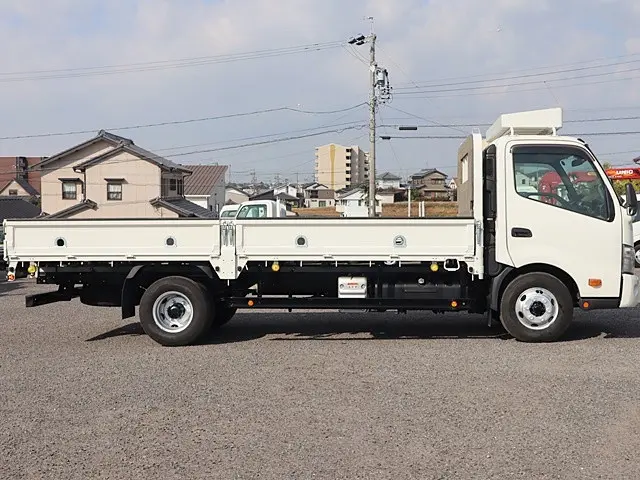 トヨタ ダイナ 2PG-XZU722(2WD)の写真8