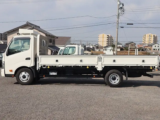 トヨタ ダイナ 2PG-XZU722(2WD)の写真9