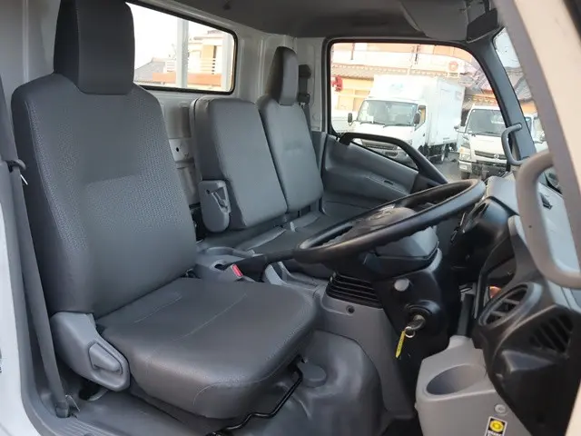 日野 デュトロ 2RG-XZU710M(2WD)の写真30