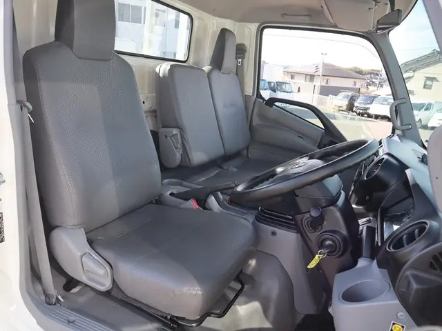 日野 デュトロ 2RG-XZU710M(2WD)の写真29