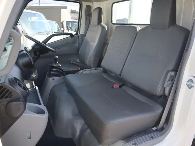 日野 デュトロ 2RG-XZU710M(2WD)の写真31