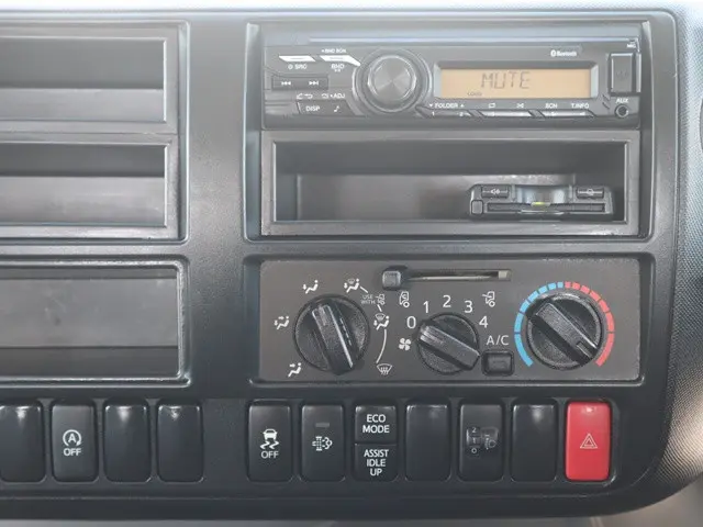 日野 デュトロ 2RG-XZU710M(2WD)の写真34