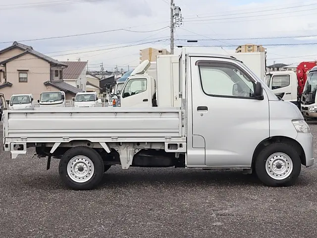 トヨタ ライトエーストラック DBF-S402U(2WD)の写真8
