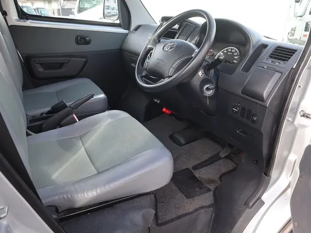 トヨタ ライトエーストラック DBF-S402U(2WD)の写真29