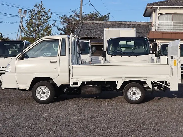 トヨタ タウンエーストラック GK-KM75(2WD)の写真9