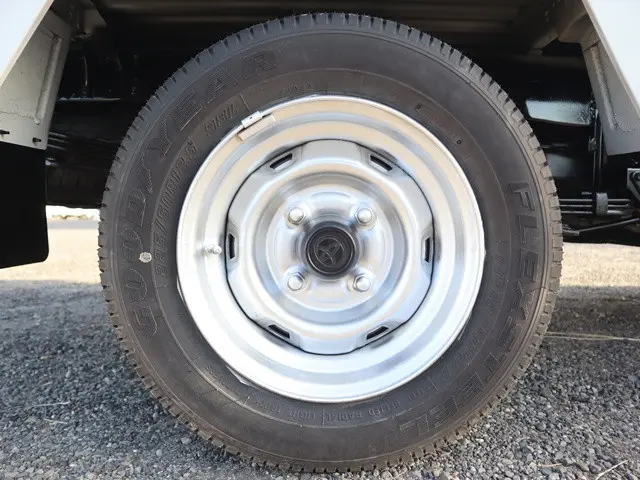 トヨタ タウンエーストラック GK-KM75(2WD)の写真27