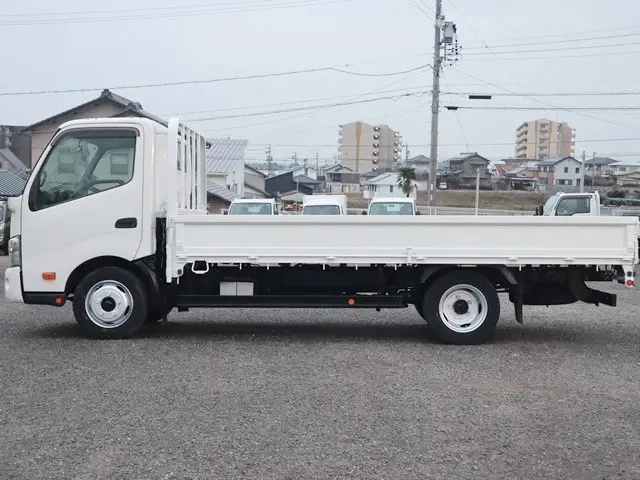 日野 デュトロ 2RG-XZU710M(2WD)の写真9