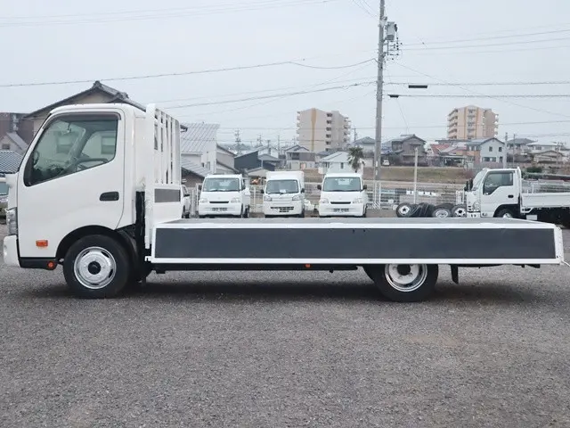 日野 デュトロ 2RG-XZU710M(2WD)の写真11