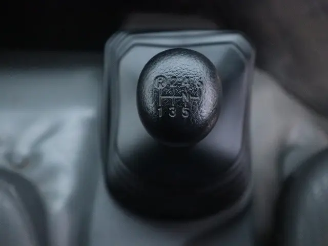 日野 デュトロ 2RG-XZU710M(2WD)の写真34